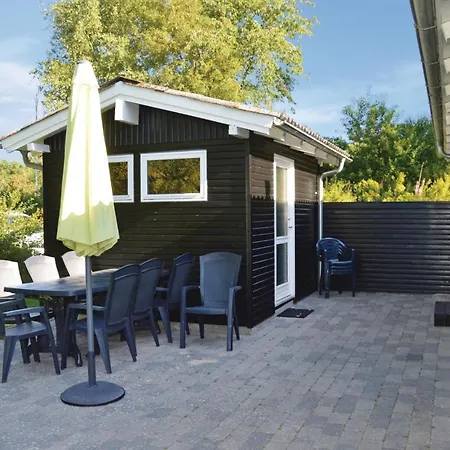 Gorgeous Home In Farso With Wifi Farsø